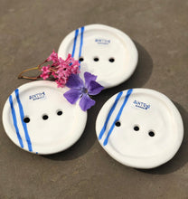 Load image into Gallery viewer, HANDMADE CERAMIC SHAMPOO DISH