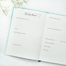 Load image into Gallery viewer, Bump Story: 40 Weeks Pregnancy Journal to Record your Pregnancy